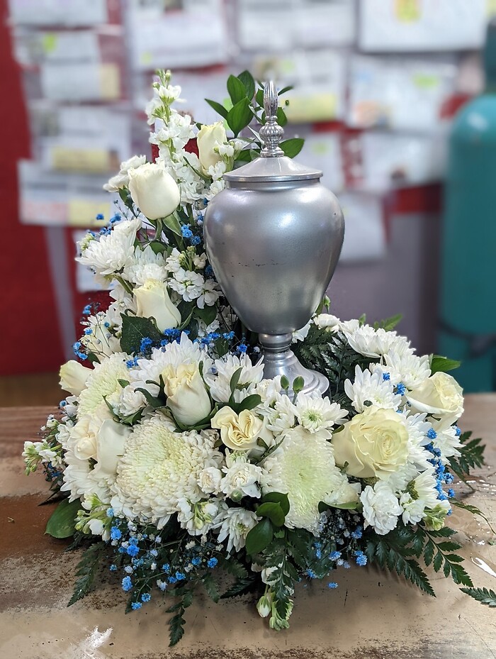 Urn-06